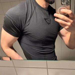 Gymshark Onyx V3 - Svart gymshark onyx v3.