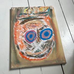 CANDY - En färgstark tavla med ett unikt, konstnärligt omslag som fångar blicken. Perfekt för dig som gillar kreativitet och modern konst. Det här är ren konst