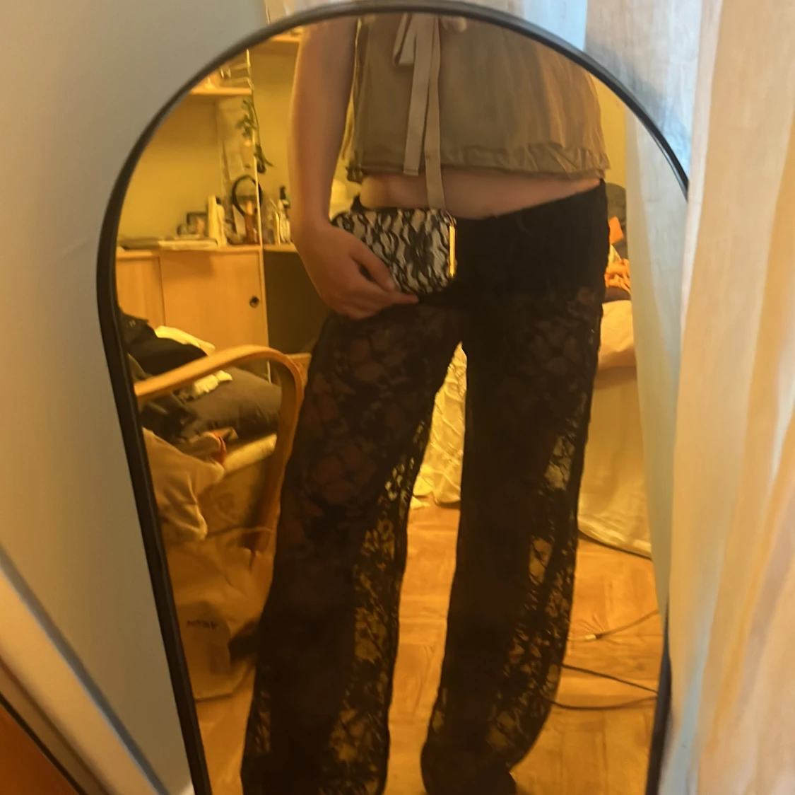 Svart spetskuvertväska från Make Up Store