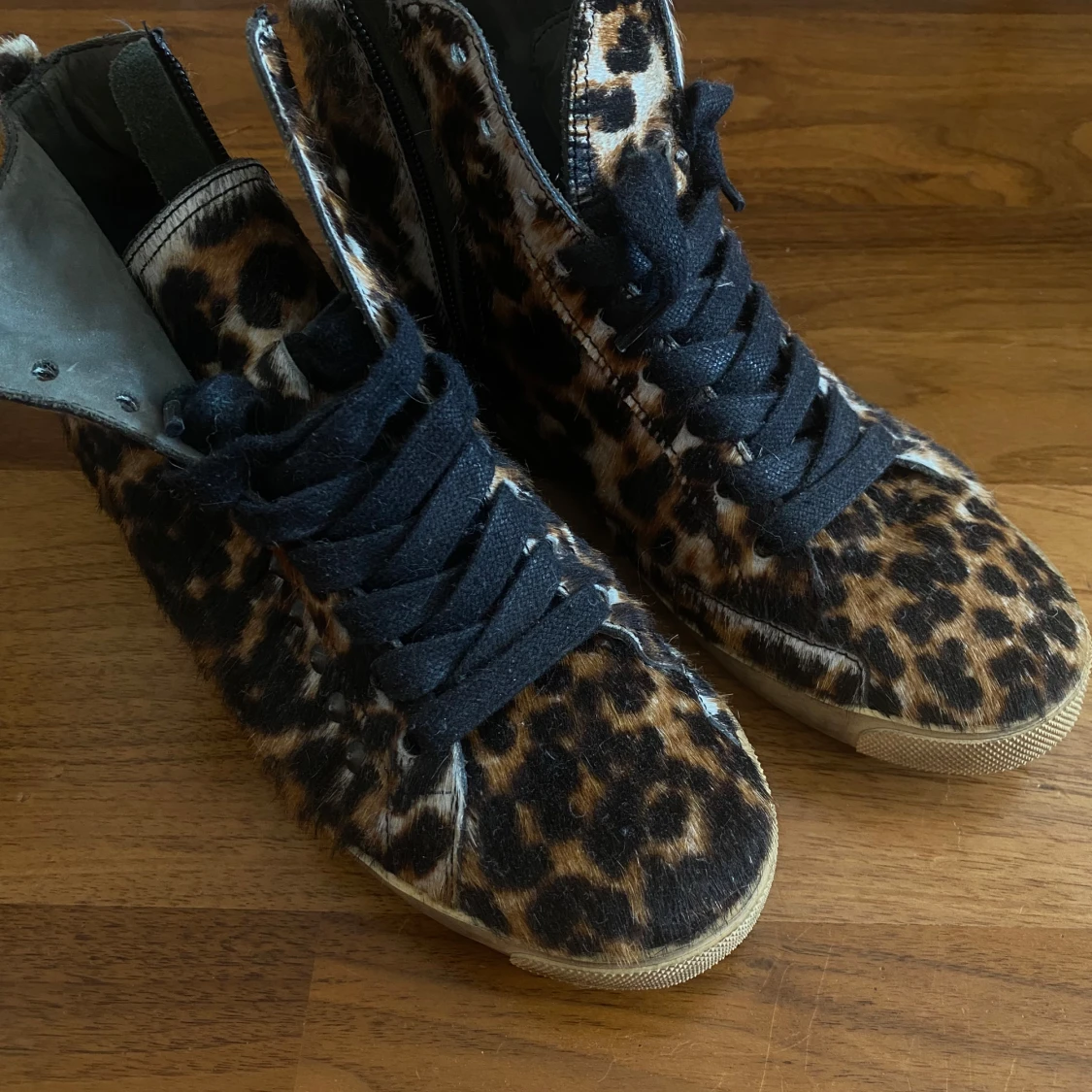 Leopard skor - 1