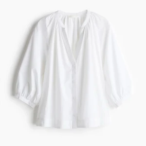 SÖKER  - Söker dessa två i stolen S för runt 200 st