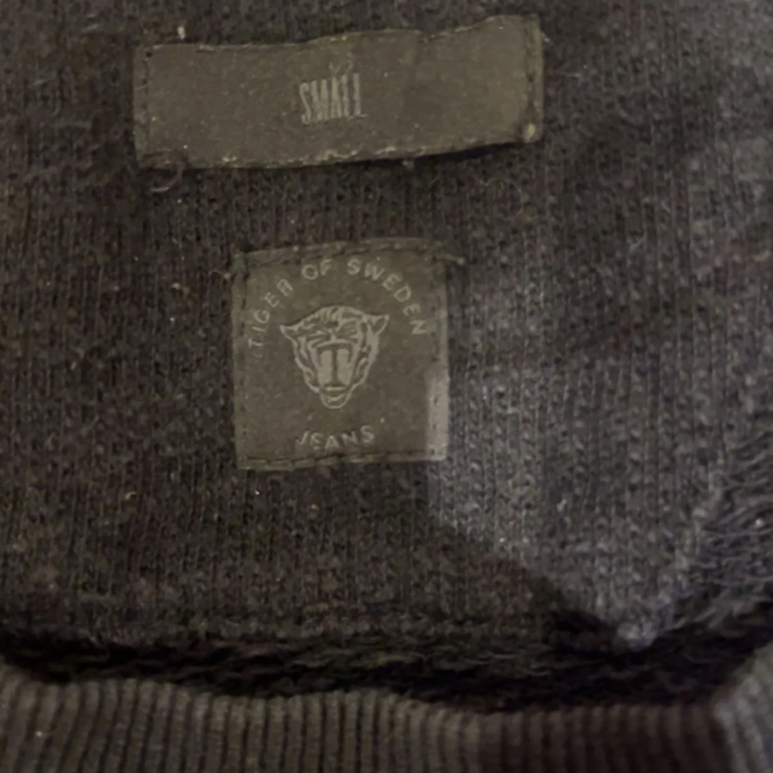 Svart långärmad tröja Tiger of Sweden - 1