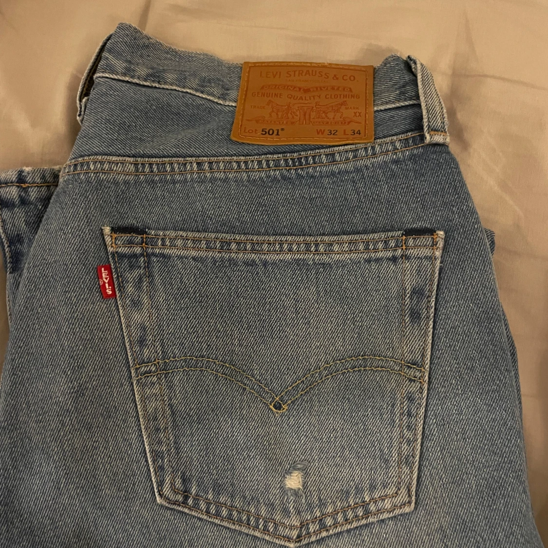 Levi's 501 mörkblå jeans W32 L34