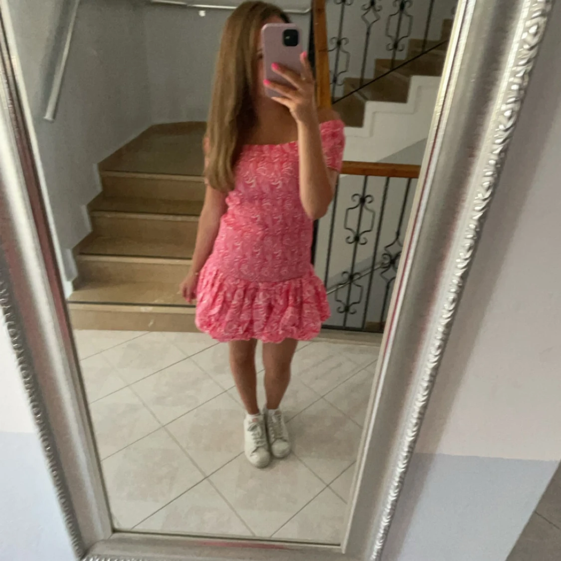 Rosa kortklänning från hm - 3