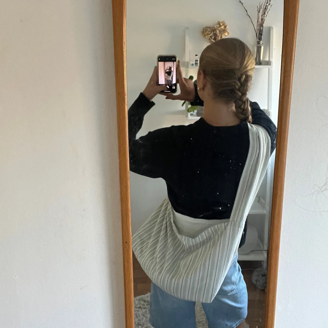 Randig cross body bag