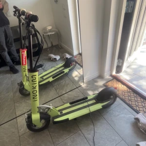 Inokim quick 3   - Ny kostade den 9200kr säljer pga har fått en ny får laddare me och den har gått 655 km/ toppar 33 kmh köptes förra året bakhjulsdriven och enkel o stegra med om man vill och kan.