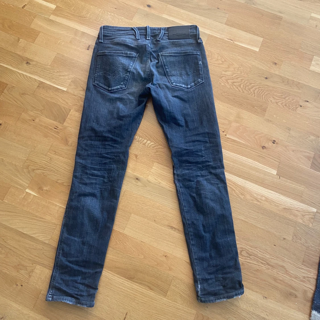 Svarta Replay anbass - 1