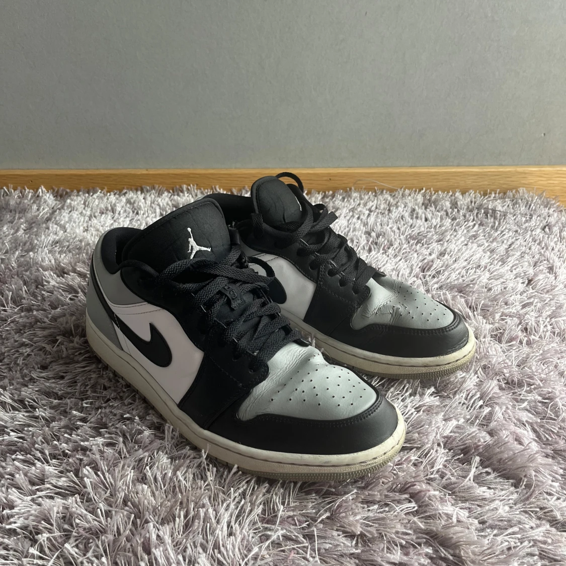 Nike Air Jordan 1 Low Shadow Black - 1