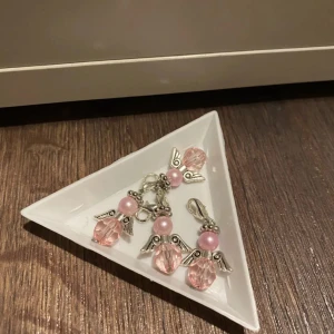 Lyckoängel  - 1 st lyckoängel för 30kr, vill man ha fler kan man höra av sig så fixar vi ett paketpris.