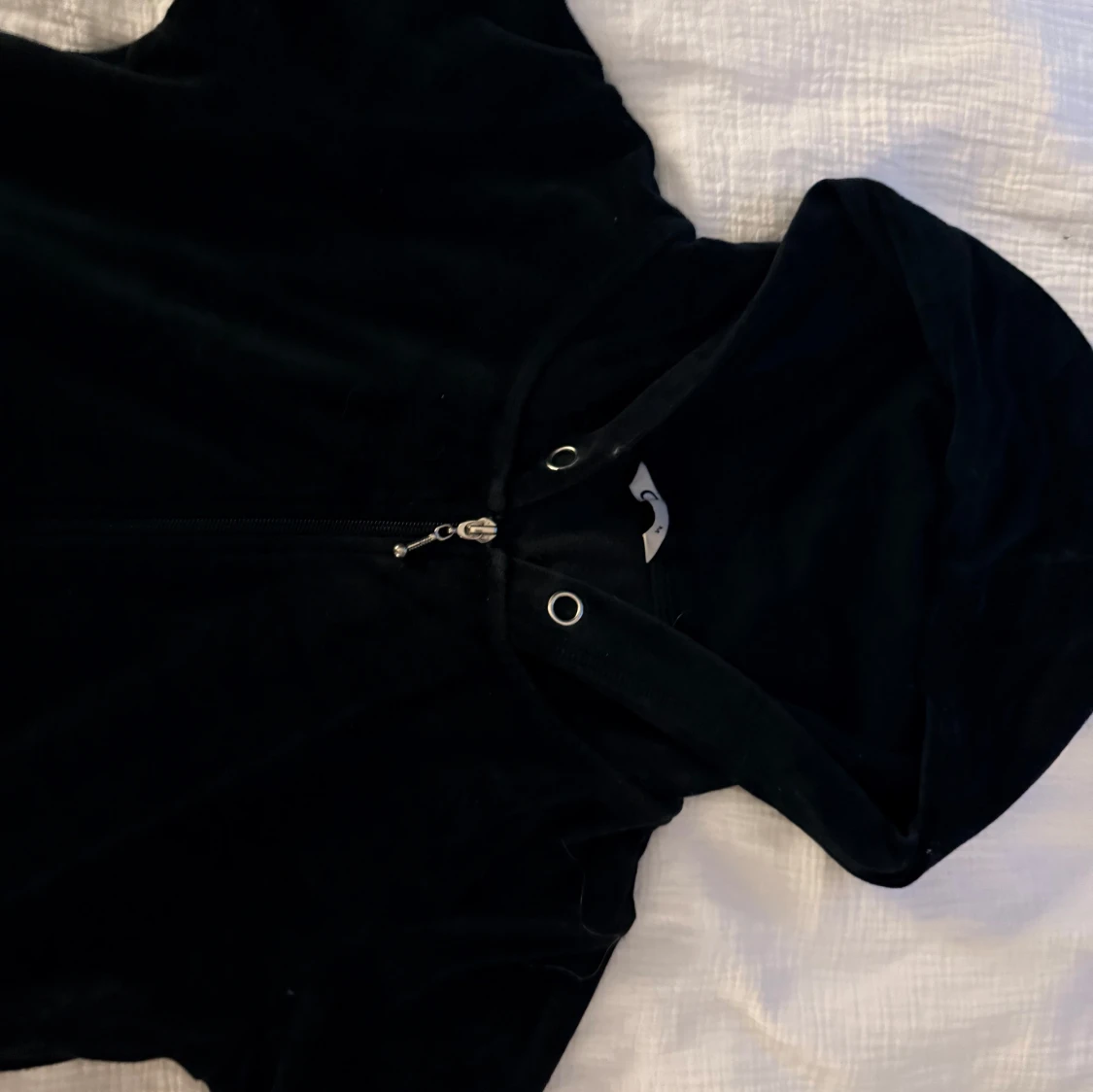 Svart velour hoodiejacka med dragkedja - 1