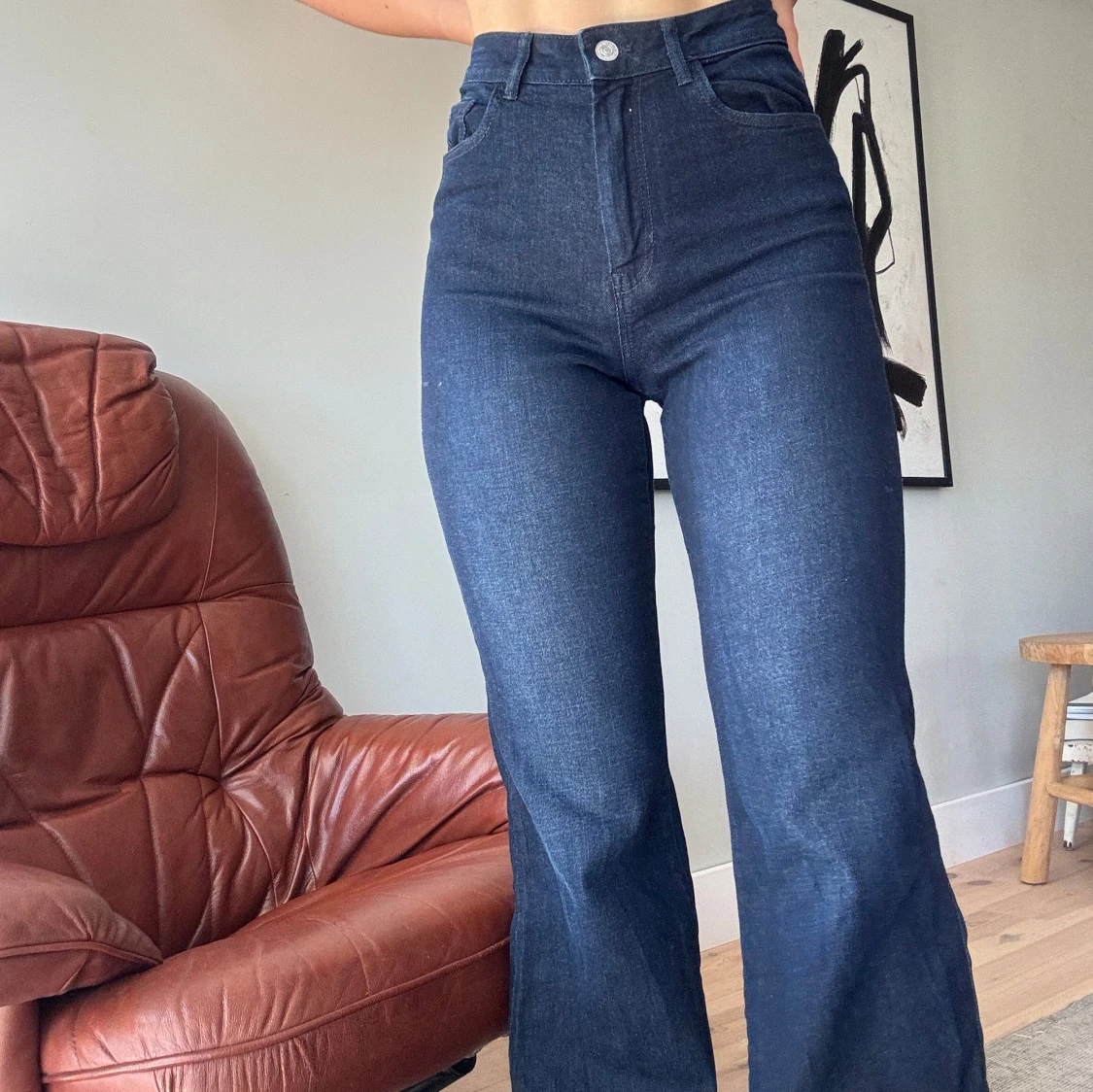 Mörkblå bootcut jeans med hög midja - 1