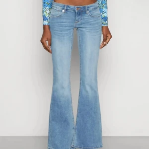 Only jeans - Lågmidjade jeans från only, nyskick💕strl 26/32
