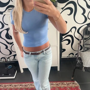 Lxa t-shirt  - Blå t-shirt från lxa i storlek S