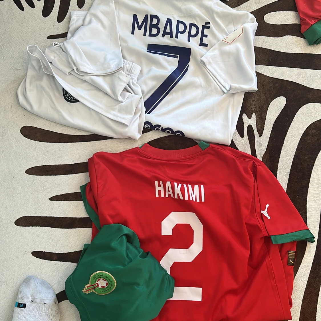 Olika fotbolls tröjor! - 3