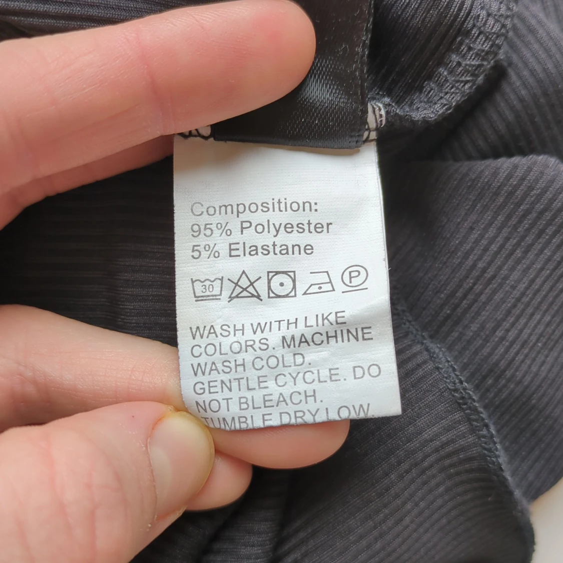 Svart ribbad topp med spets  - 4