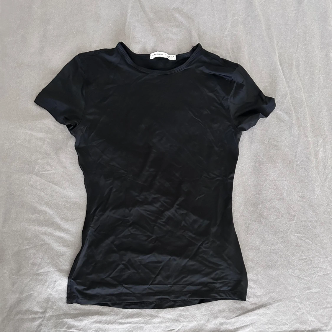 Svart t-shirt från Pull&Bear