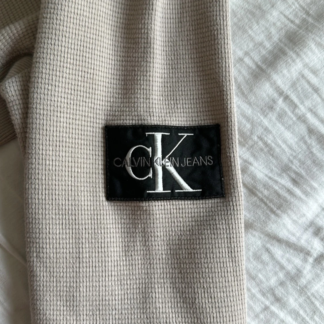 Beige hoodie från Calvin Klein Jeans - 1