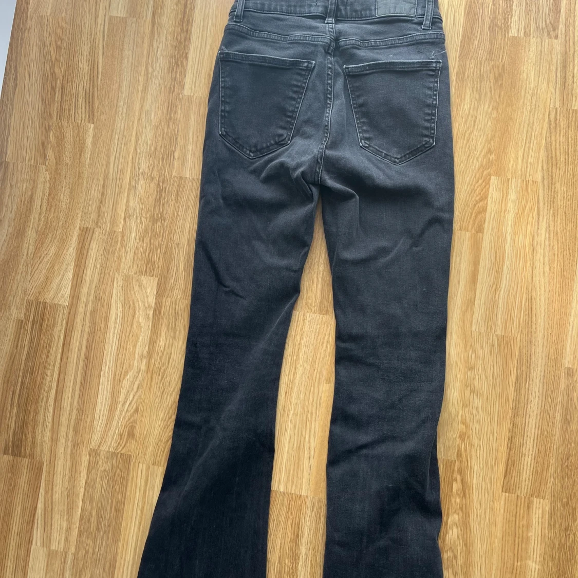 Svarta bootcut jeans från Perfect Jeans - 1