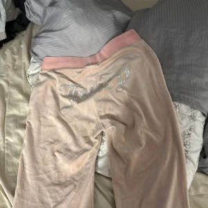 Juicy byxor  - Mjukis byxor från juicy 