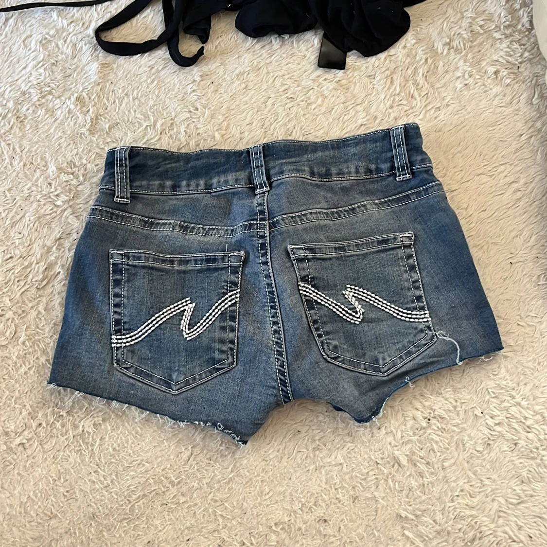 Blå jeansshorts  - 2