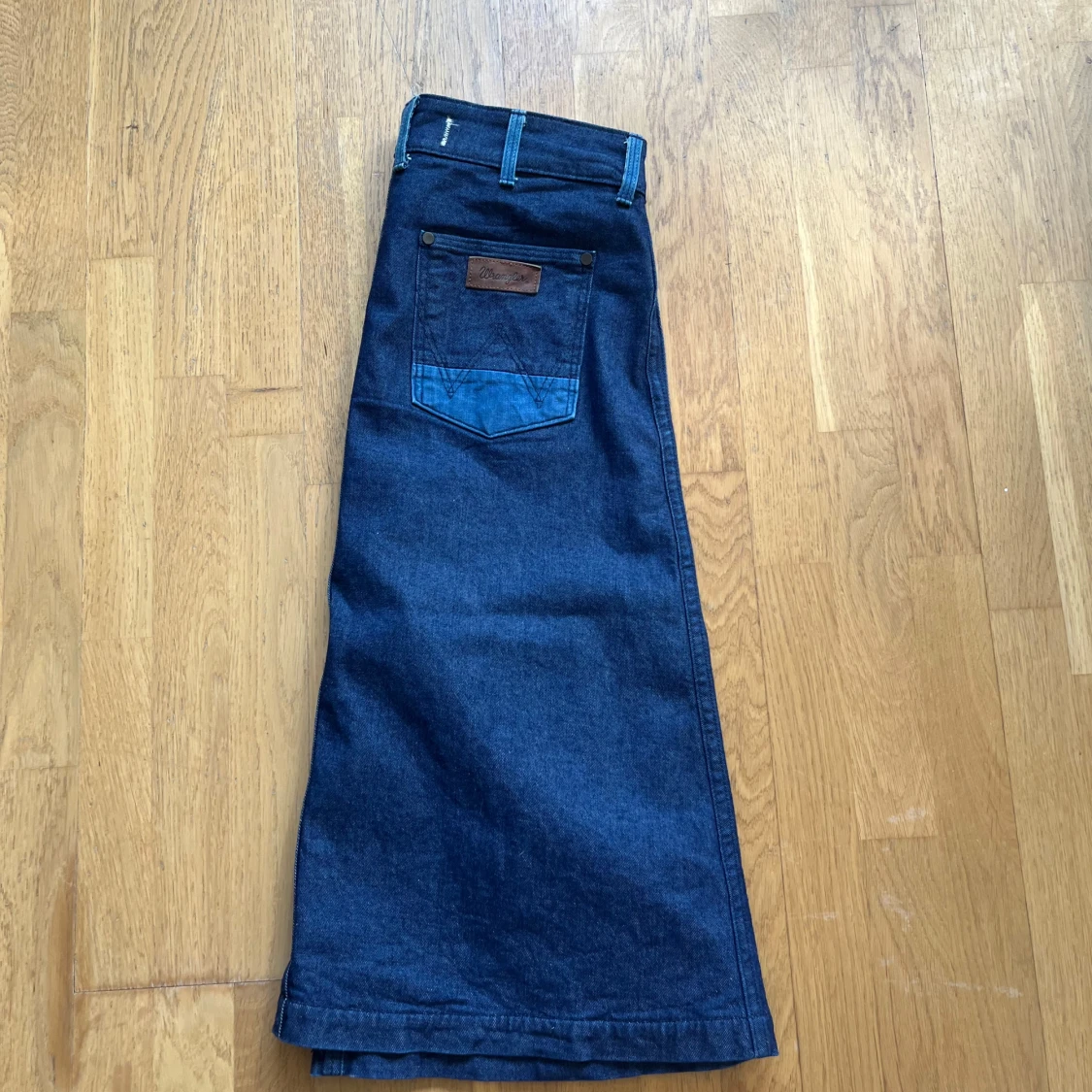 Wrangler lång jeanskjol blå W29 - 1