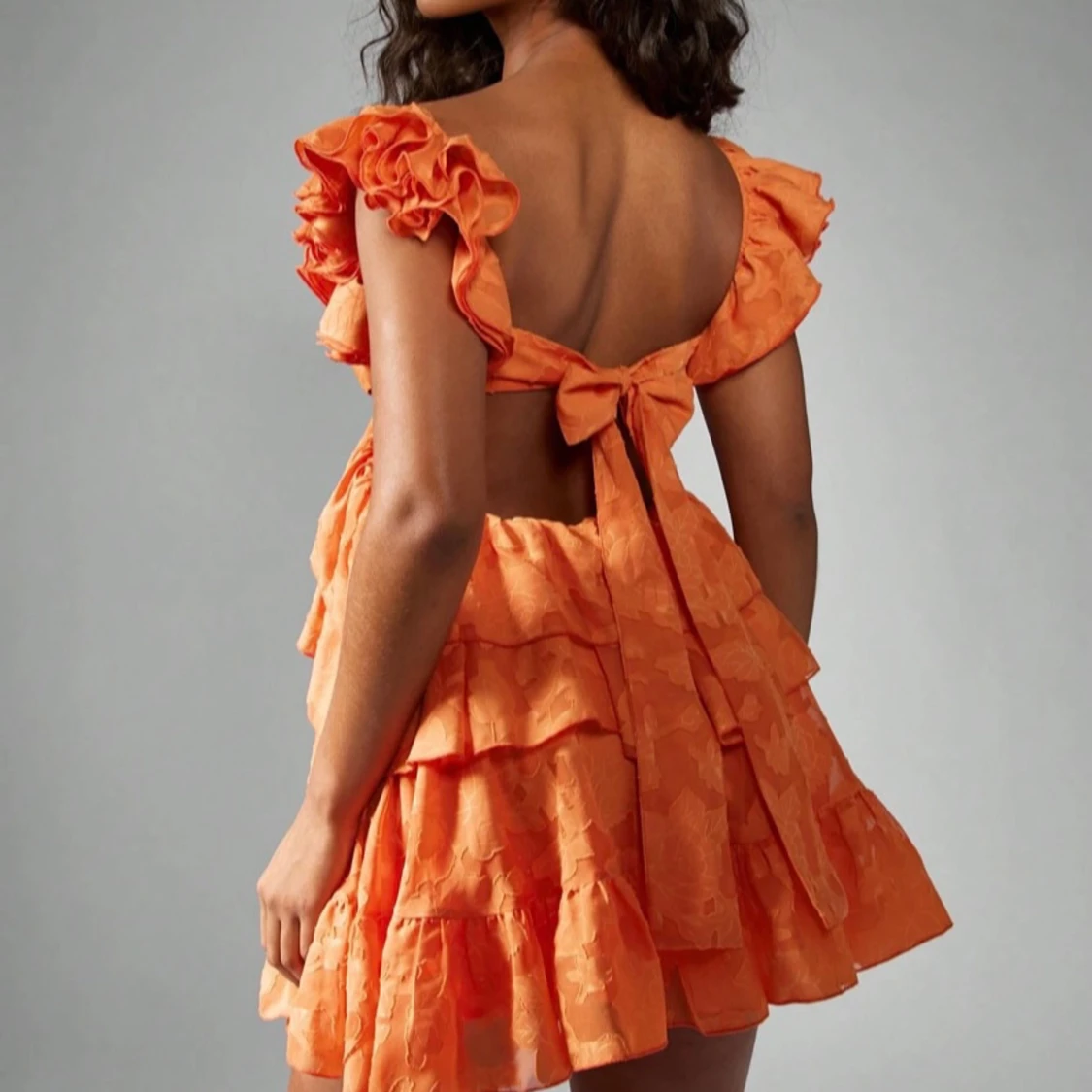 Orange volangklänning - 1