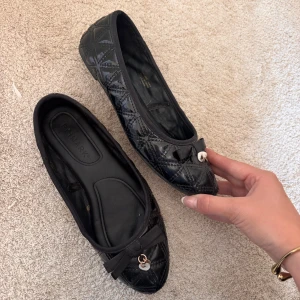 ballerinaskor - fina ballerinaskor som inte används! köpte på primark i spanien☺️