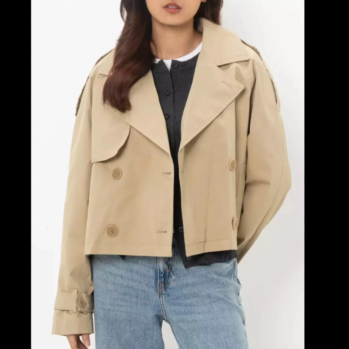Beige croppad trenchcoat