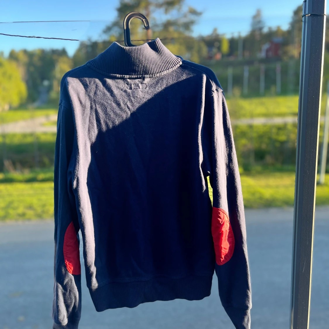 Blå tröja med dragkedja från Gant - 1