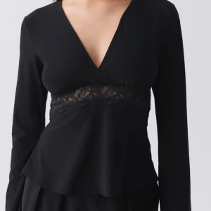 lace detail top - Xs