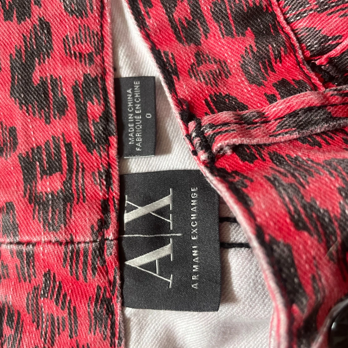 Rosa leopardmönstrade jeans från Armani Exchange - 2
