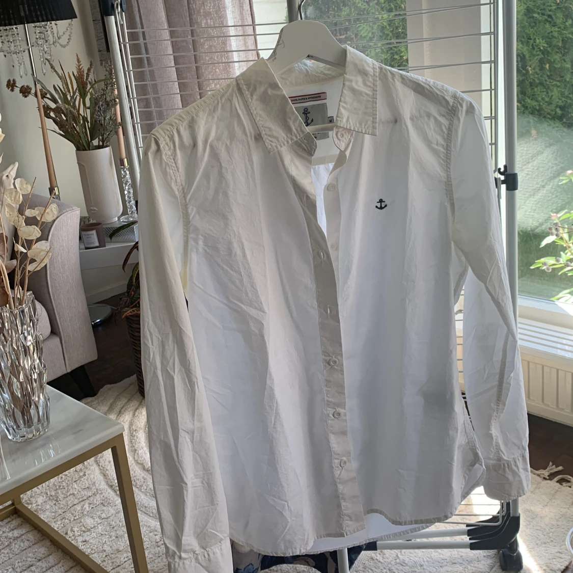 Vit skjorta med ankare från Soft, Layer & Strength - 3