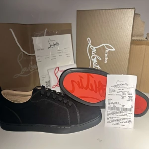 Christian louboutin - Helt nya par christian louboutin finns mer i olika storlek