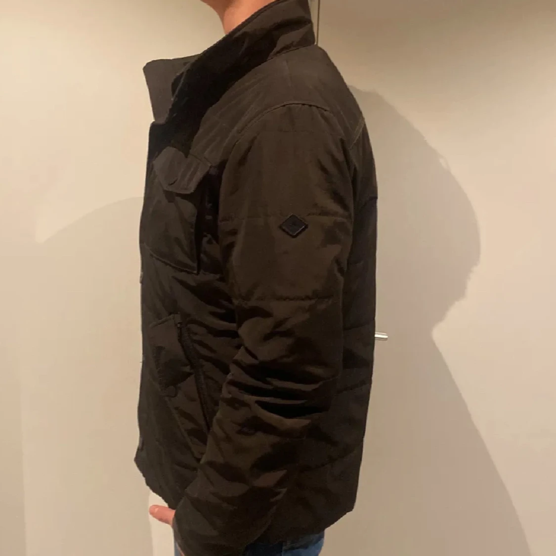 J Lindeberg jacka  - 1