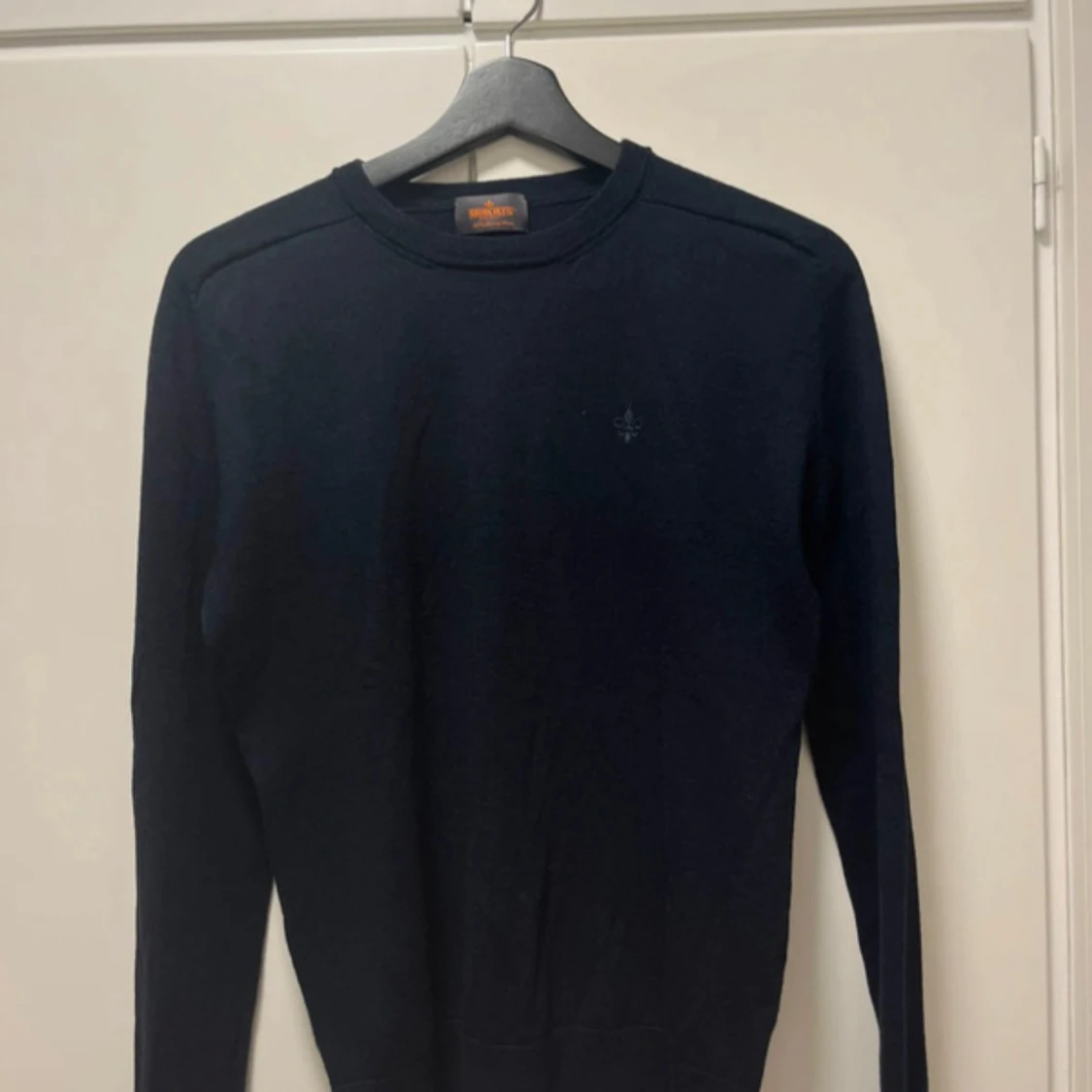 Mörkblå tröja från Morris