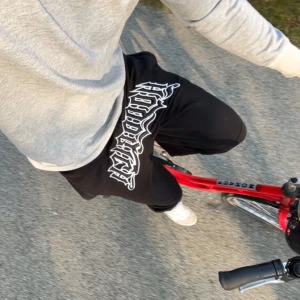 Hoodrich byxor - Sköna 