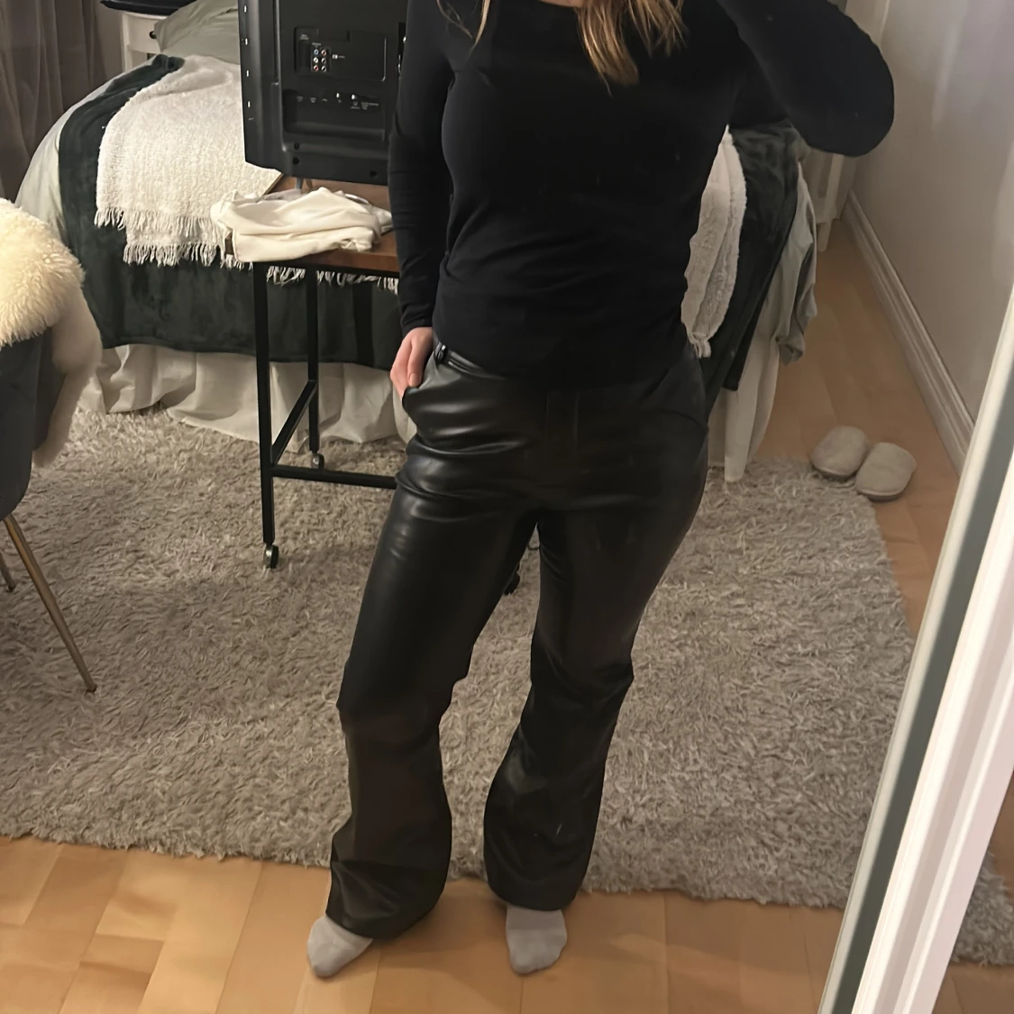 Svarta skinnbyxor - 2