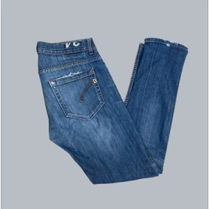 Dondup Georg  - Ritkgit snygga dondup gearg jeans, bra skick, passar ca 32x32. Hör av dig vid intresse
