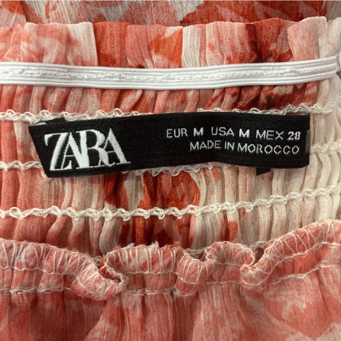 Blommig offshoulder blus från Zara - 1