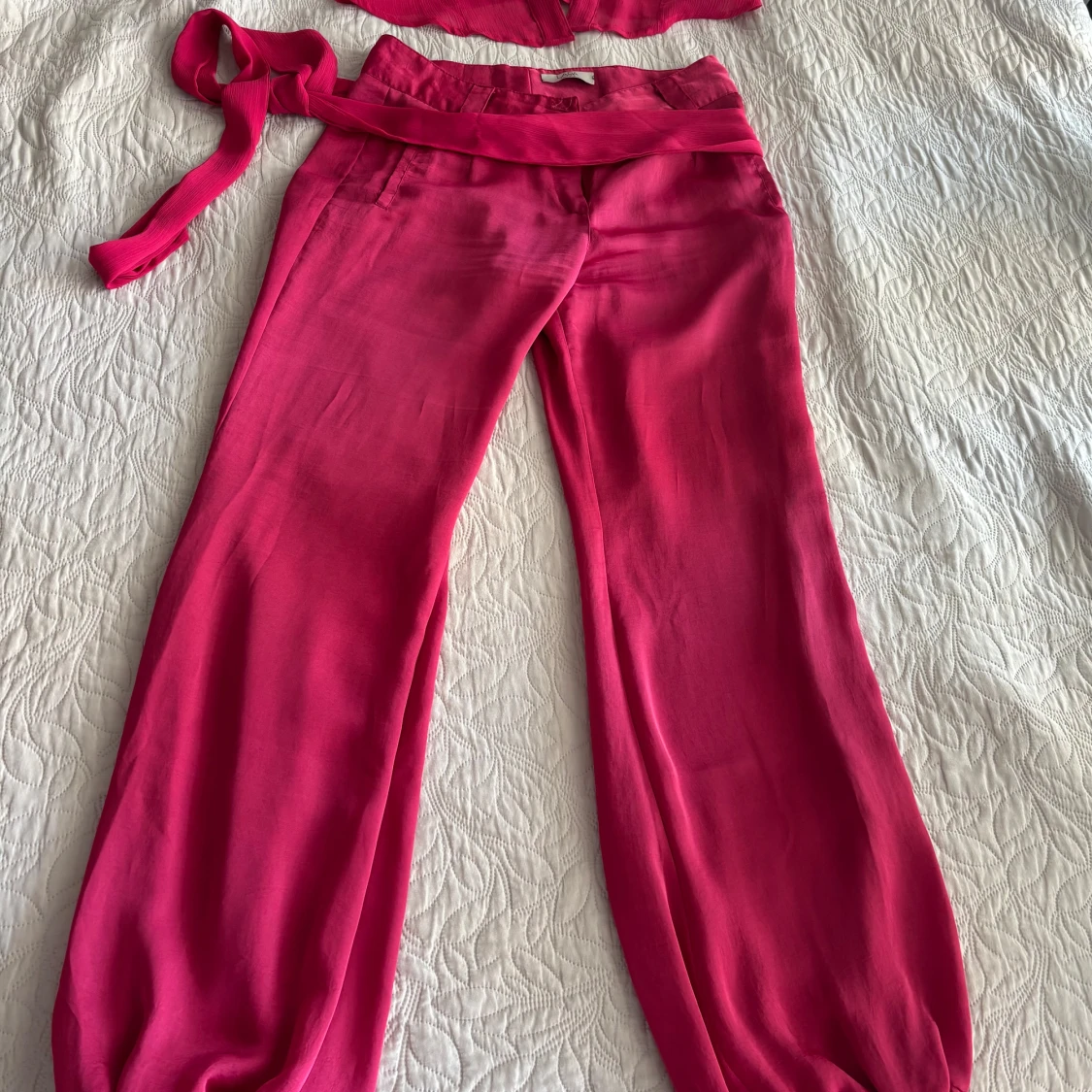 En rosa komplett - 1