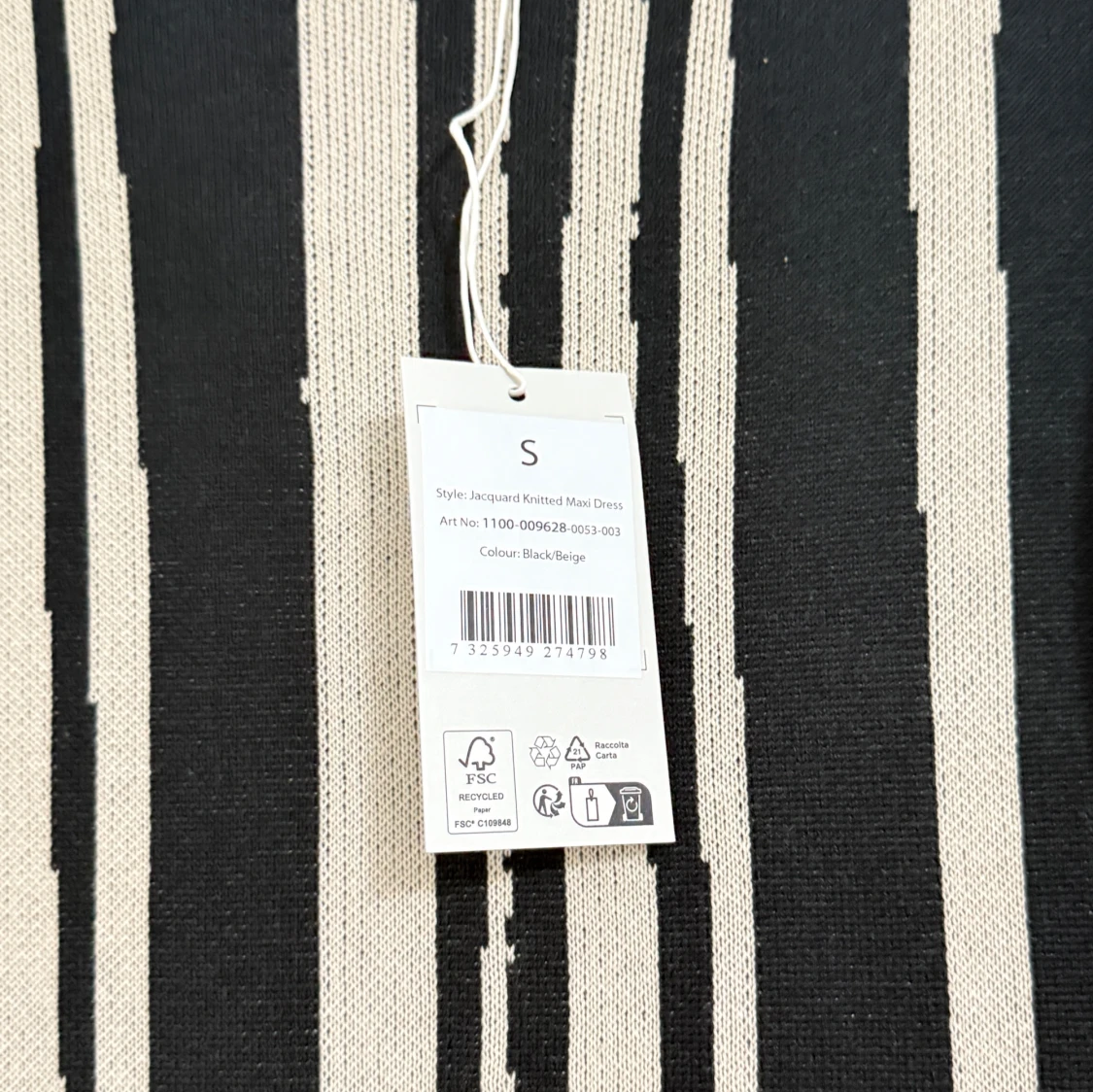 Randig långklänning från NA-KD - 3