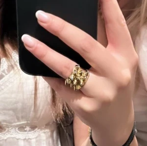 Edblad ring  - Använder inte den längre 💗.
