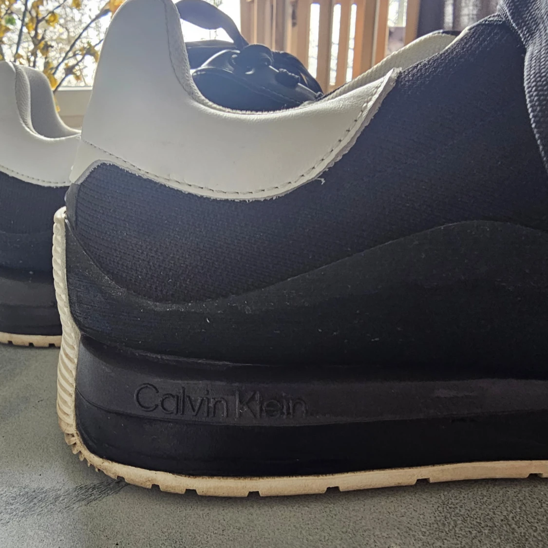 Svarta sneakers från Calvin Klein - 1