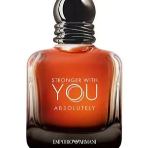 Stronger With You Absolutely parfym - Säljer en Armani stronger with you absolutely 85/100 ml. Ny pris är 1200 men jag säljer för endast 750kr. Hör av er vid minsta fundering och inga byten på denna då jag behöver pengarna😁