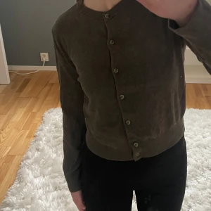 Brun kofta från H&M - Säljer en brun kofta från H&M 🤎 