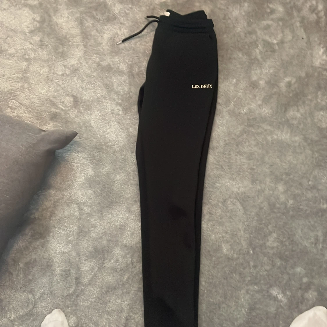 Svarta byxor från Les Deux - 1