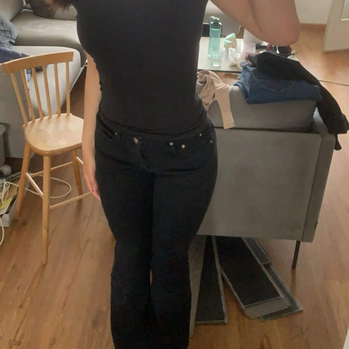 Svarta bootcut jeans med låg midja - 1