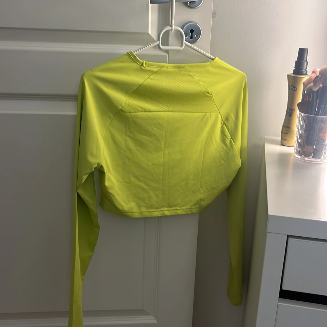 Gul croppad långärmad topp Gymshark - 1