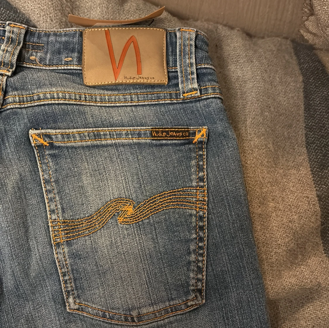 Blå jeans från Nudie - 2