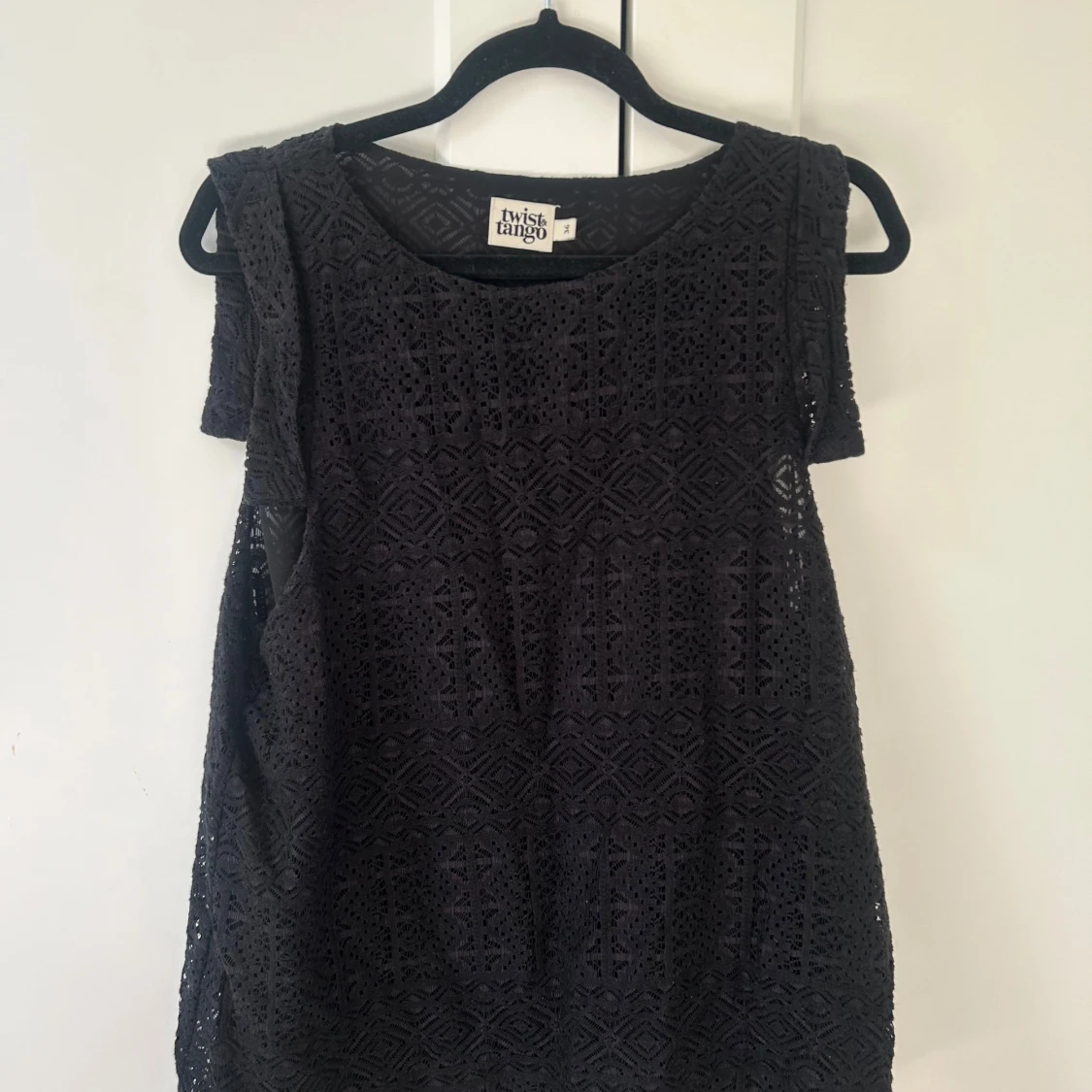 Svart spetsblus från Twist & Tango